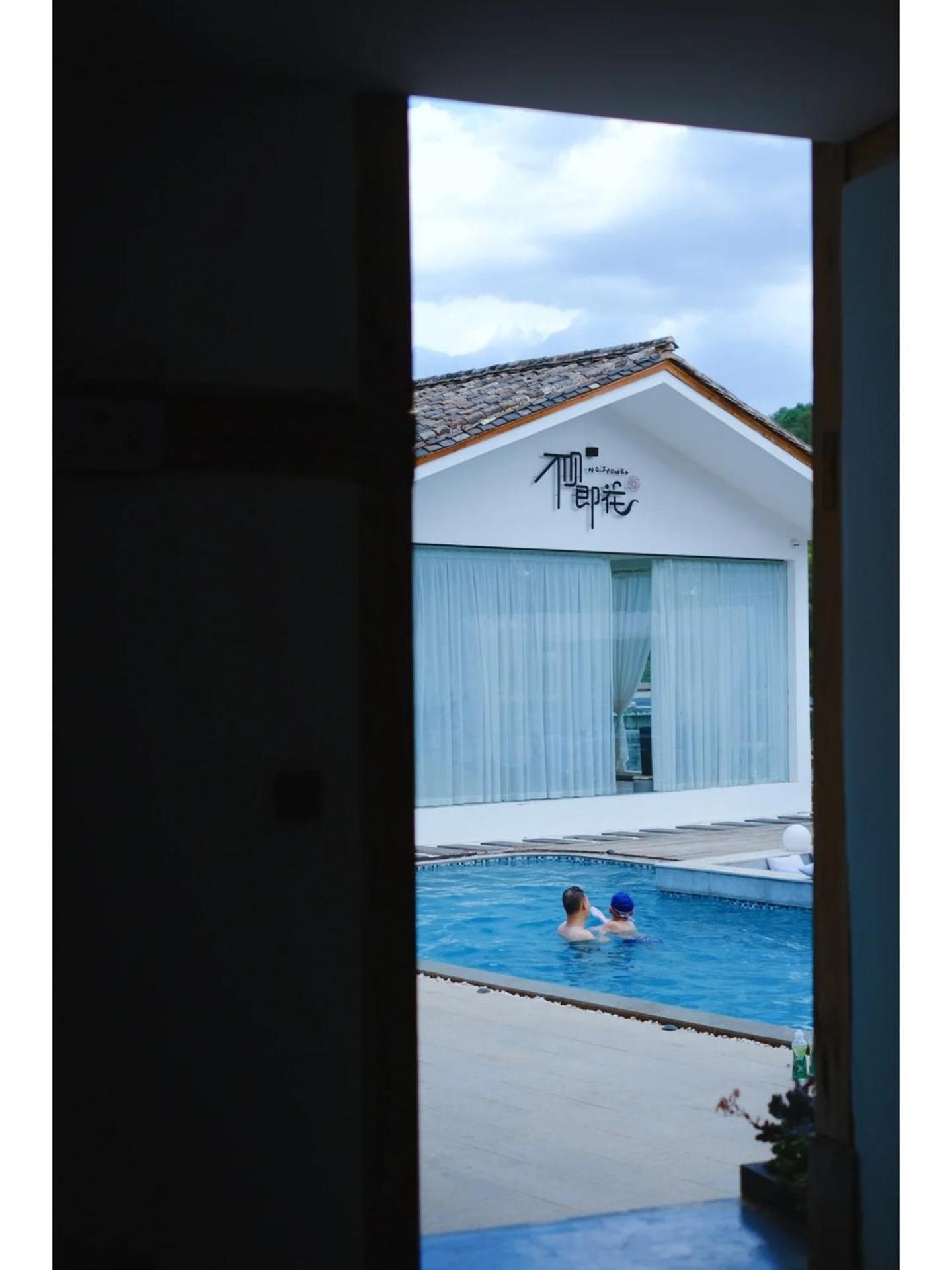 No Flowers Boutique Hostel Kunming Exterior foto